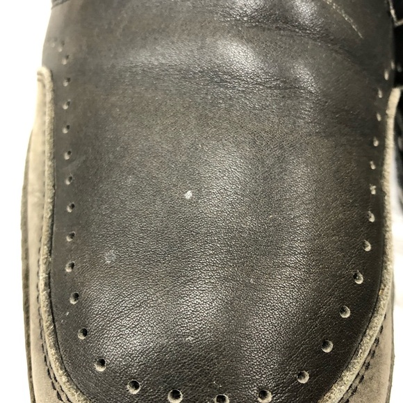 UGG Australia mens size 9.5  leather slip on loafer shoes 1001148 main image 8